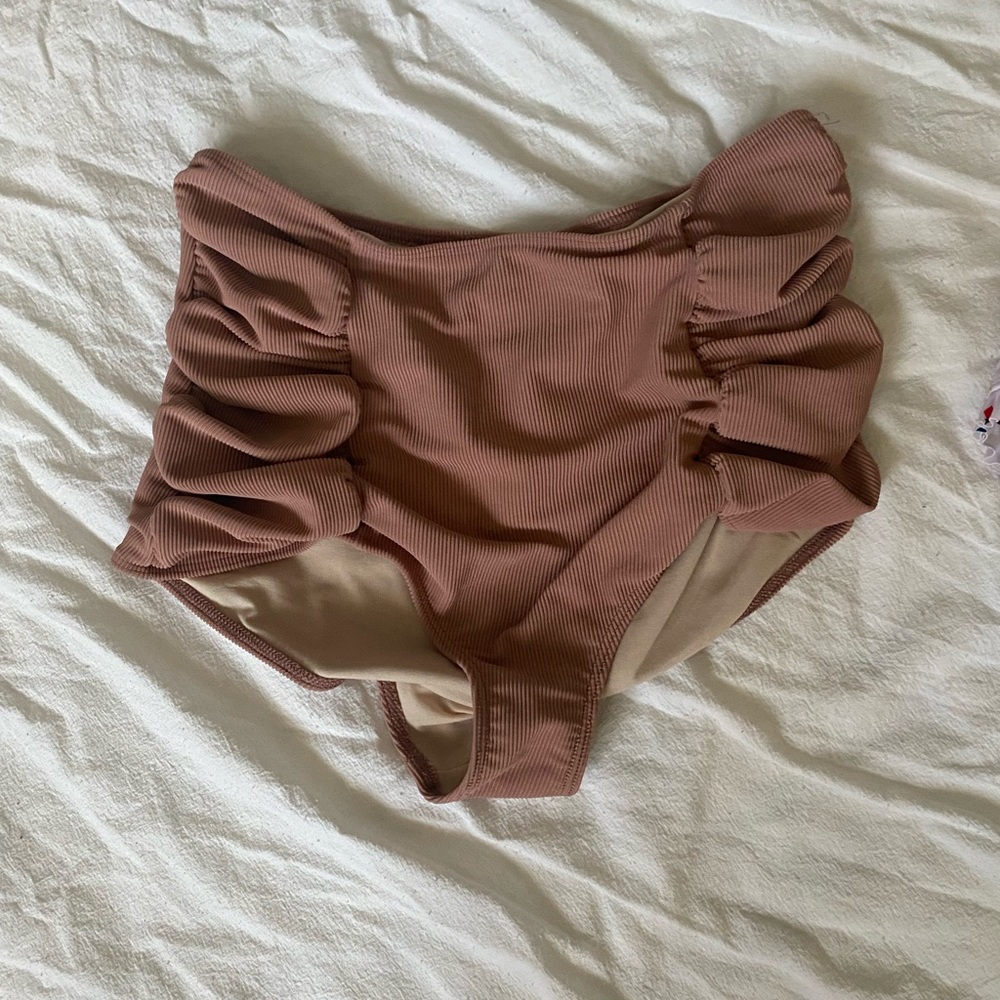 Kortni Jeane Bottoms